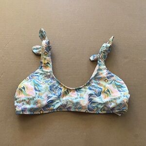 Antonio Melani Size 4 Bikini Top In Pastel Paisley Pattern NWT #summer #pool